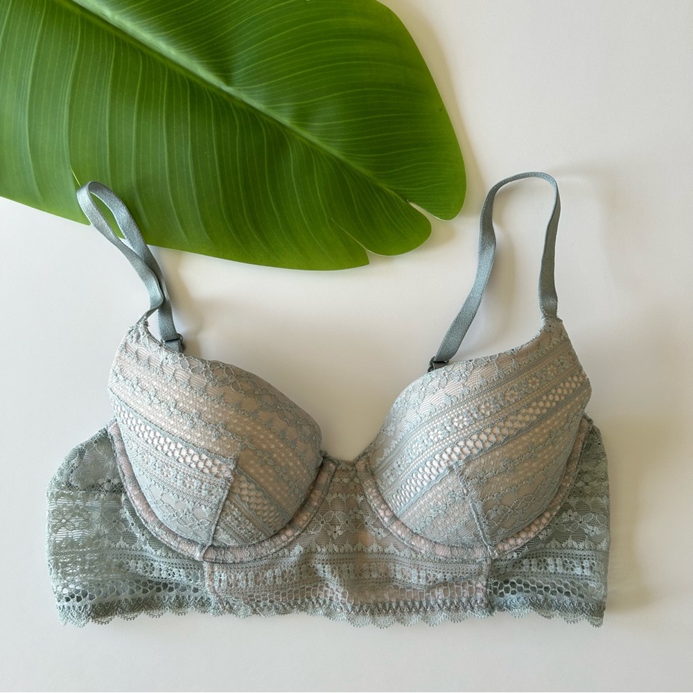 Victoria's Secret Green Lace Bra 34B
